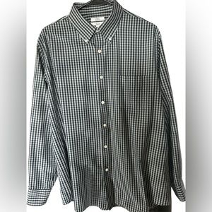 croft and barrow Men’s Gray/Navy/Green Check Button Up Size XL
